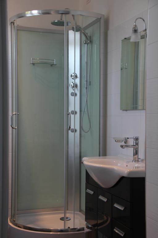 La Ciliegia Bianca Bed & Breakfast Belgirate Cameră foto